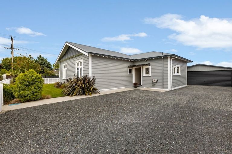 Photo of property in 16 Springfield Road, Milton, 9220