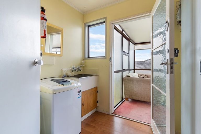 Photo of property in 6 Costar Place, Wiri, Auckland, 2104