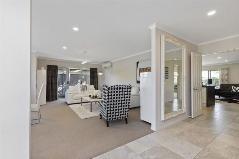 Photo of property in 25 Pine Harbour Parade, Beachlands, Auckland, 2018