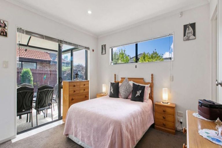 Photo of property in 150 Smales Road, East Tamaki, Auckland, 2013