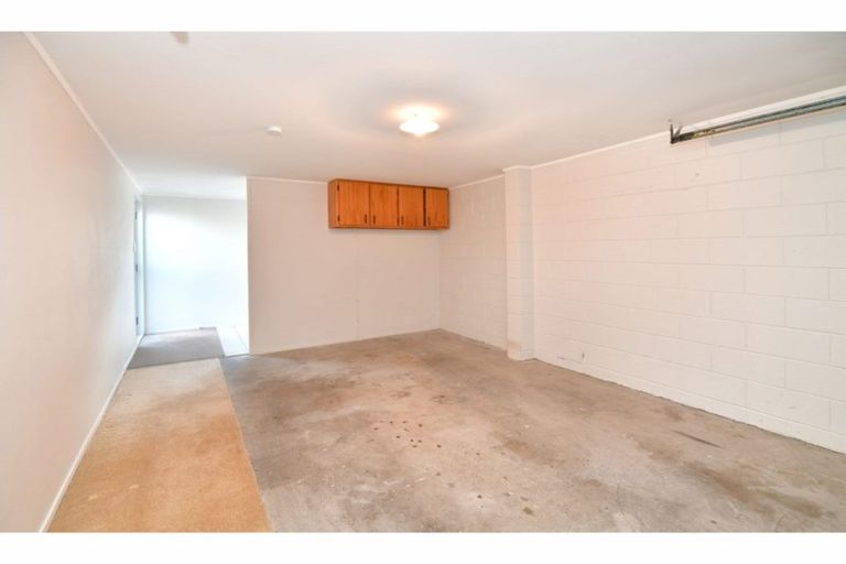 Photo of property in 1b Milton Road, Orewa, 0931