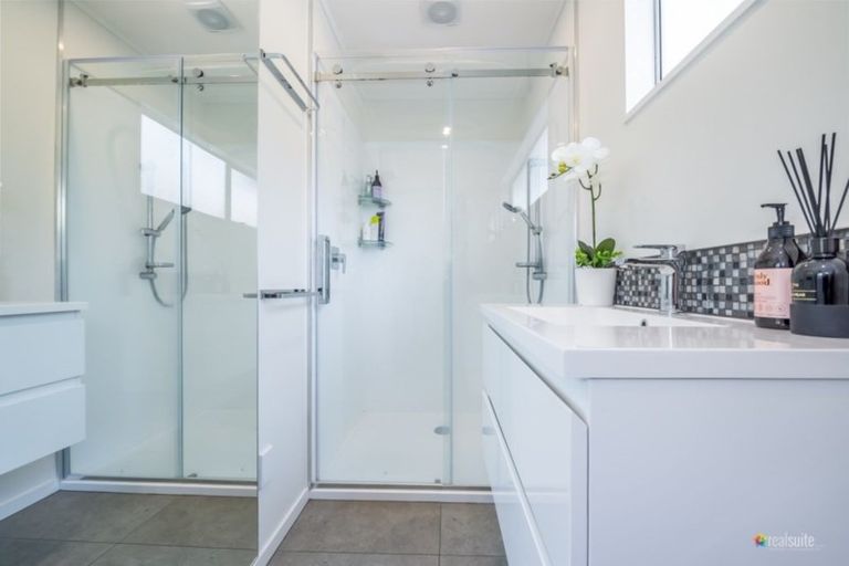 Photo of property in 252 Major Drive, Kelson, Lower Hutt, 5010