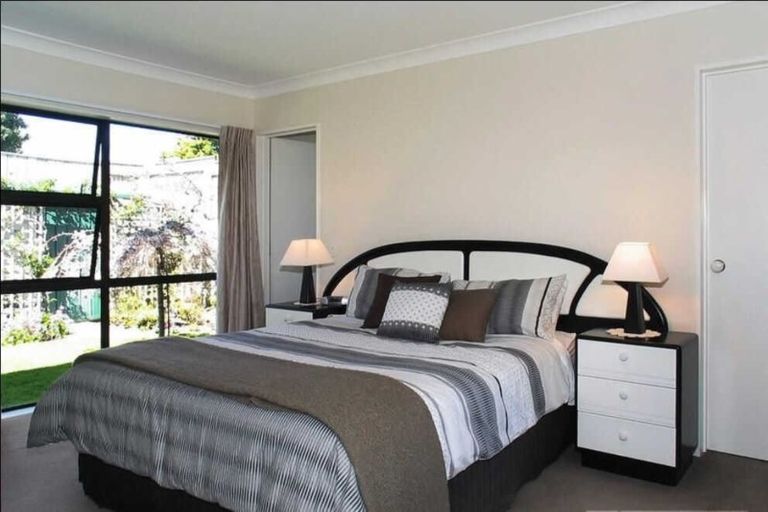 Photo of property in 14 Tombane Terrace, Papakowhai, Porirua, 5024