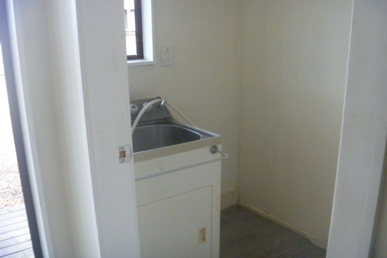 Photo of property in 2/65 Marne Road, Papakura, 2110