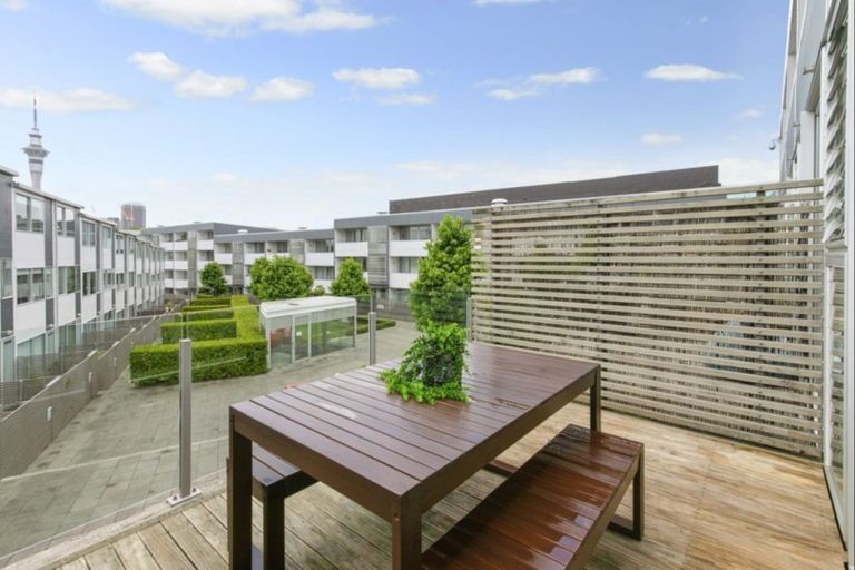 Photo of property in 20e Fisher-point Drive, Auckland Central, Auckland, 1010