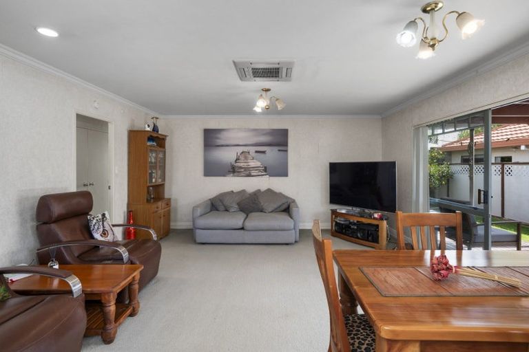 Photo of property in 6 Pemberton Way, Greerton, Tauranga, 3112