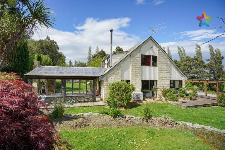 Photo of property in 72 Bush Street, Lumsden, 9730