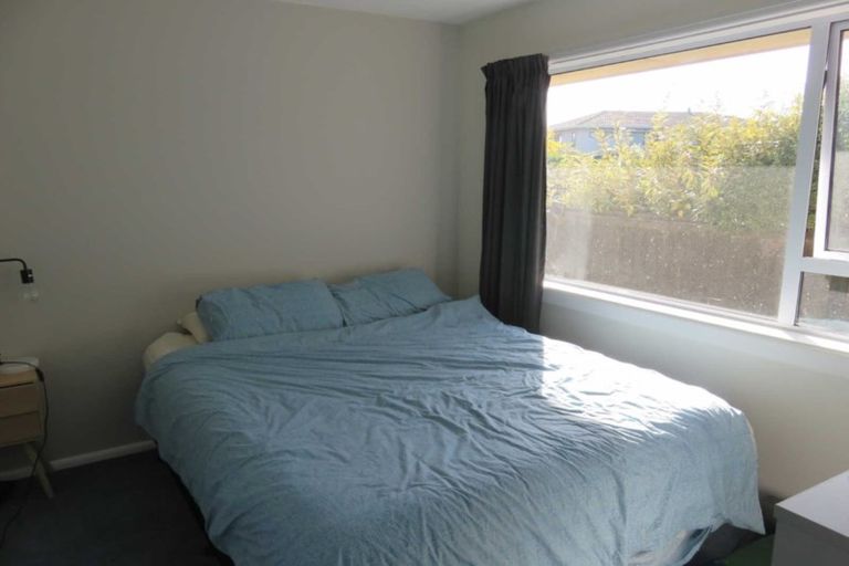 Photo of property in 16 Cam Place, Harewood, Christchurch, 8051