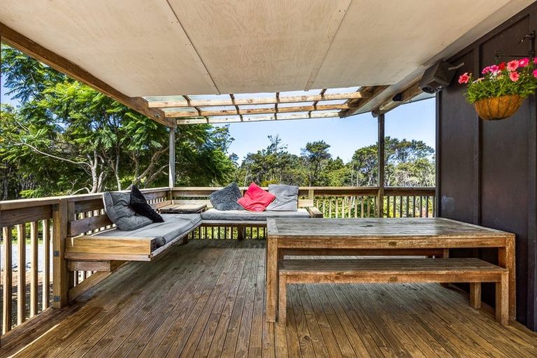 Photo of property in 27 Lett Road, Snells Beach, 0920