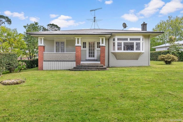 Photo of property in 49 Maungakiekie Avenue, Greenlane, Auckland, 1051
