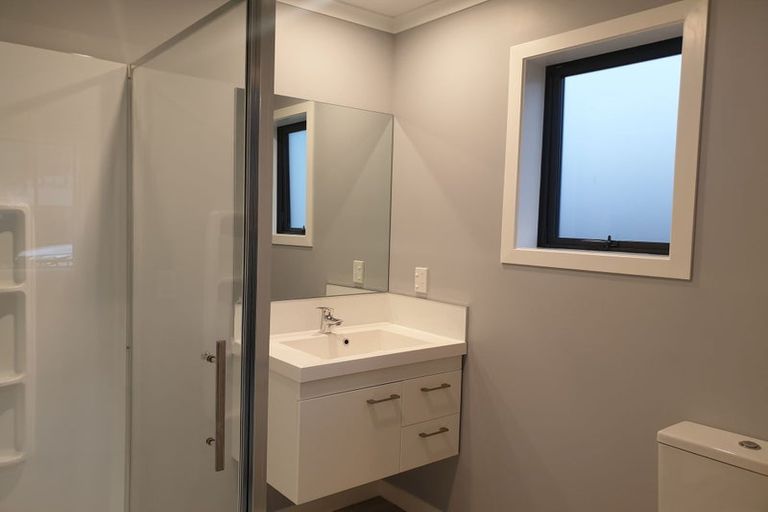 Photo of property in 27 Kaki Drive, Kenepuru, Porirua, 5022