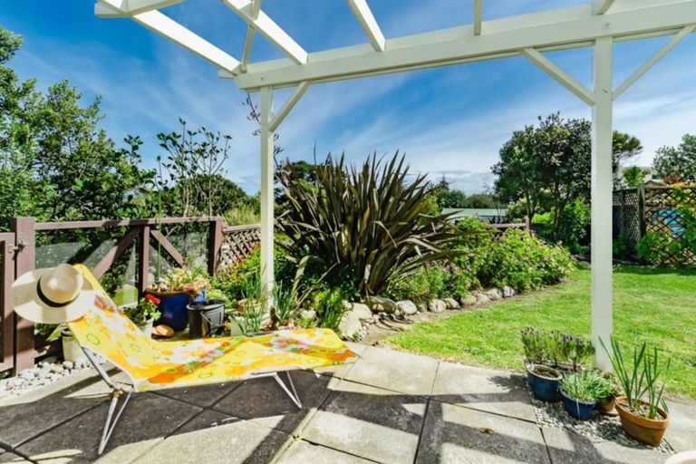 Photo of property in 53 Dixie Street, Te Horo Beach, Otaki, 5581