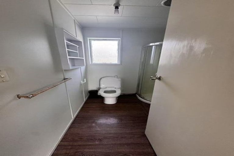 Photo of property in 11 Tennyson Street, Northcote Point, Auckland, 0627