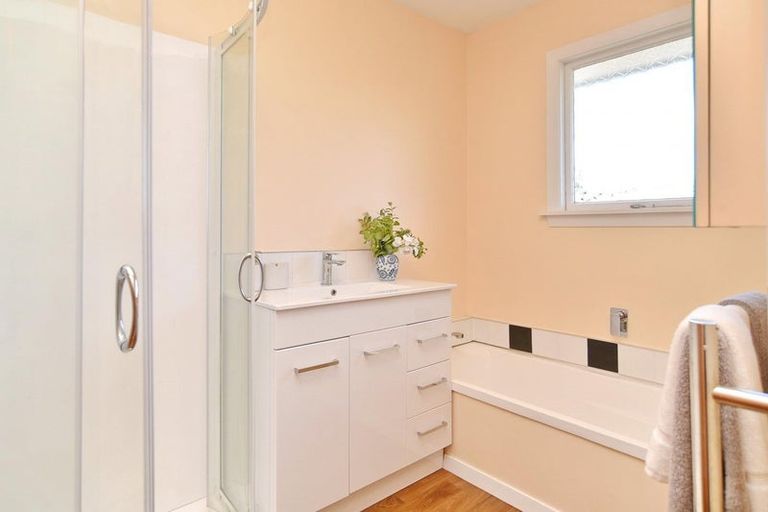 Photo of property in 29 Harling Avenue, Hillmorton, Christchurch, 8025