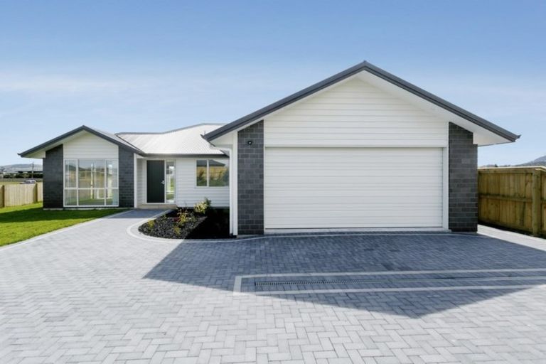 Photo of property in 10 Kara Place, Wharewaka, Taupo, 3330