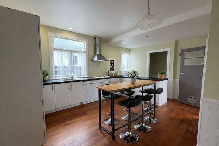 Photo of property in 310 Botanical Road, West End, Palmerston North, 4412