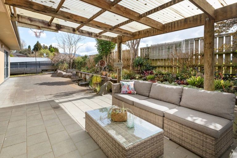 Photo of property in 16 Blundell Place, Katikati, 3129