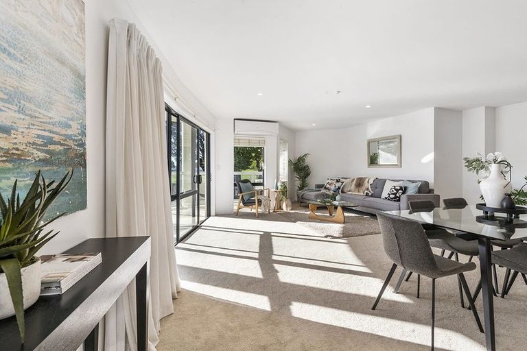 Photo of property in 26/4e Collins Street, Takapuna, Auckland, 0622