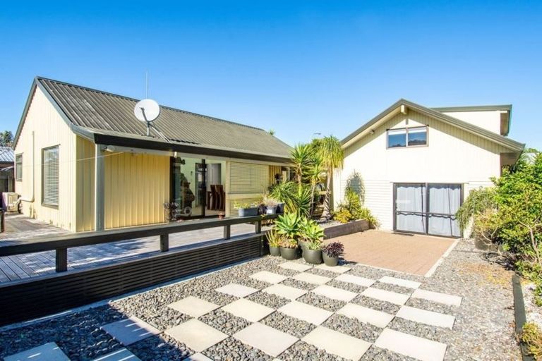 Photo of property in 125a Dickson Road, Papamoa Beach, Papamoa, 3118
