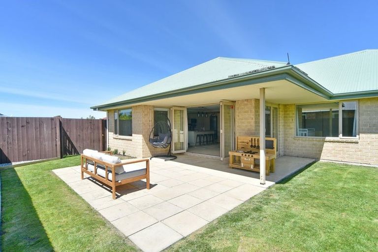 Photo of property in 102 Charles Street, Rangiora, 7400