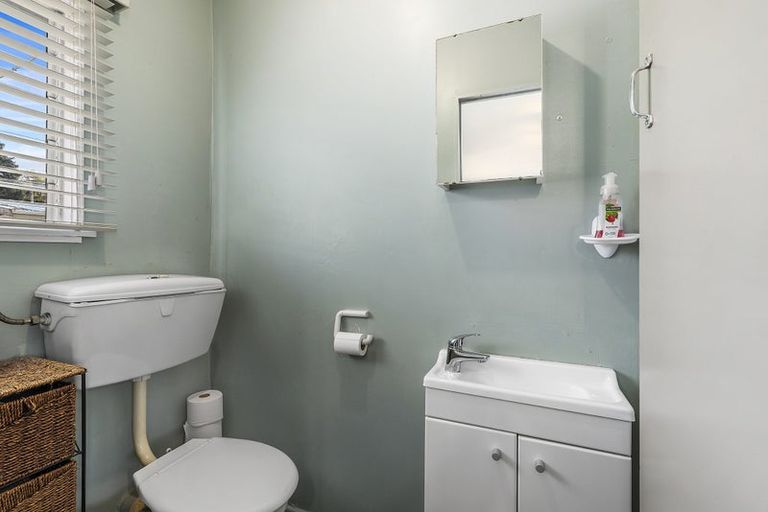 Photo of property in 78 Oxford Street, Tawa, Wellington, 5028