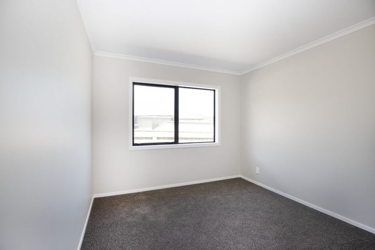 Photo of property in 6 Te Ara O Roimata, Wainuiomata, Lower Hutt, 5014