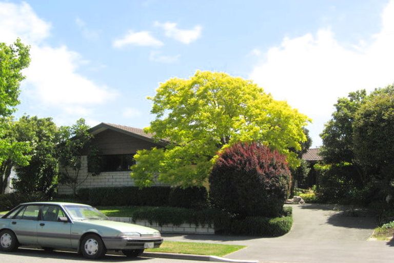 Photo of property in 66 Karnak Crescent, Russley, Christchurch, 8042