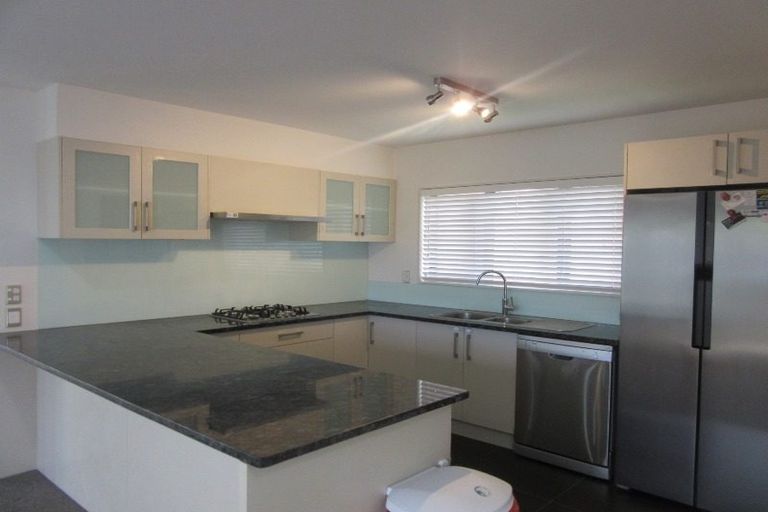Photo of property in 3b Mcleod Road, Henderson, Auckland, 0612