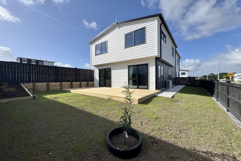 Photo of property in 36 Eighth View Avenue, Beachlands, Auckland, 2018