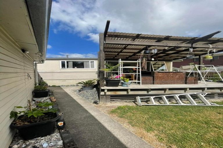Photo of property in 181 State Highway 16, Whenuapai, Auckland, 0814
