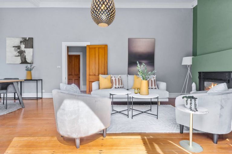 Photo of property in 14 Eversleigh Road, Belmont, Auckland, 0622