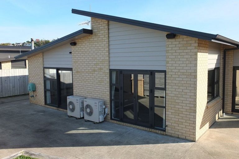 Photo of property in 8 Mo Street, Camborne, Porirua, 5026