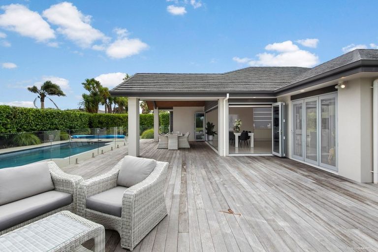 Photo of property in 3 Armstrong Way, Waiuku, 2123