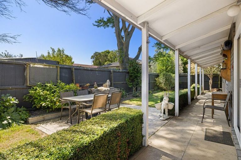 Photo of property in 2/83 Neill Street, Hornby, Christchurch, 8042