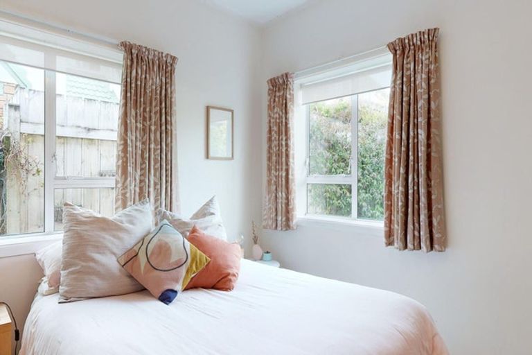 Photo of property in 457 Broadway, Miramar, Wellington, 6022