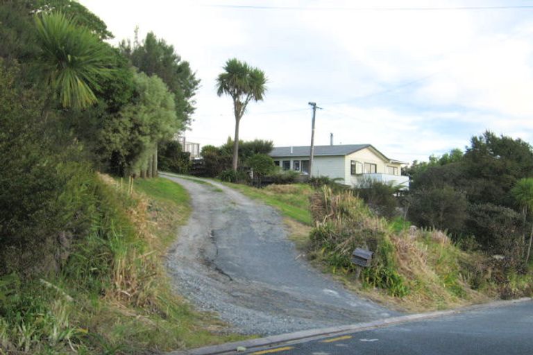 Photo of property in 6 Rangimaarie Crescent, Snells Beach, 0920