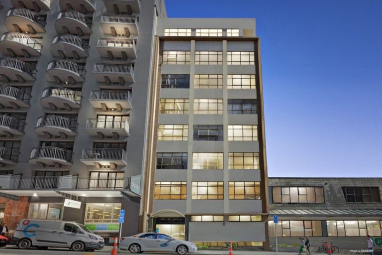 Photo of property in Hume House, 4/152 The Terrace, Wellington Central, Wellington, 6011