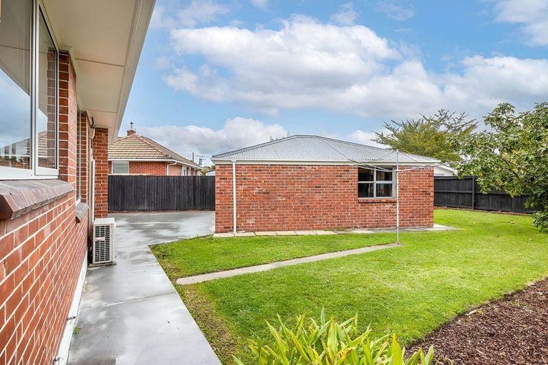 Photo of property in 44 Flower Street, Bryndwr, Christchurch, 8053
