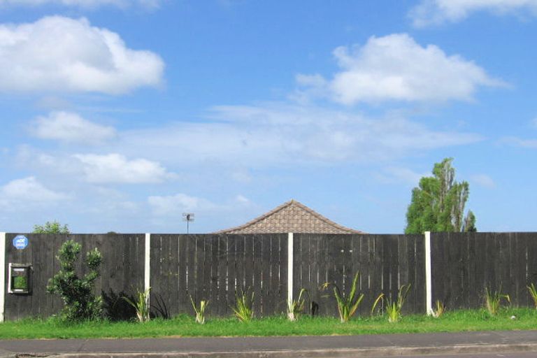 Photo of property in 52 Solar Road, Glen Eden, Auckland, 0602