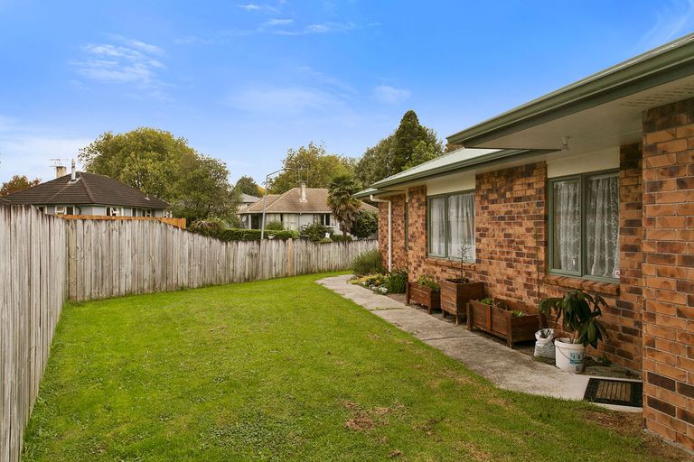 Photo of property in 5 Elizabeth Street, Cambridge, 3434