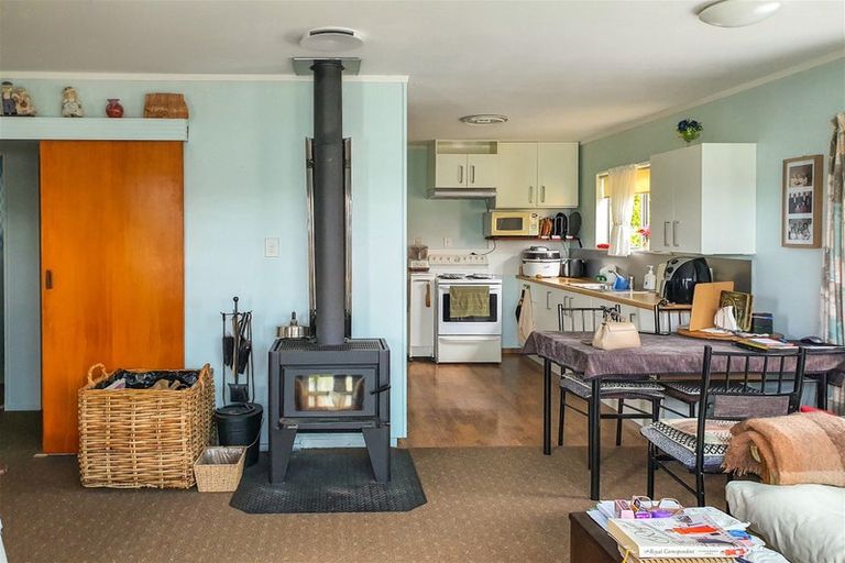 Photo of property in 4 Smeath Road, Kawakawa, 0210