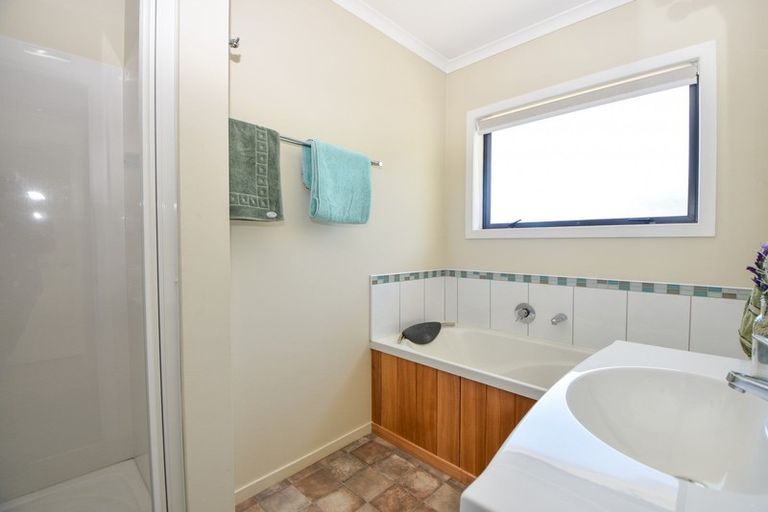 Photo of property in 10a Taylor Street, Carterton, 5713
