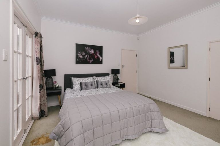 Photo of property in 14 Trent Avenue, Hokowhitu, Palmerston North, 4410