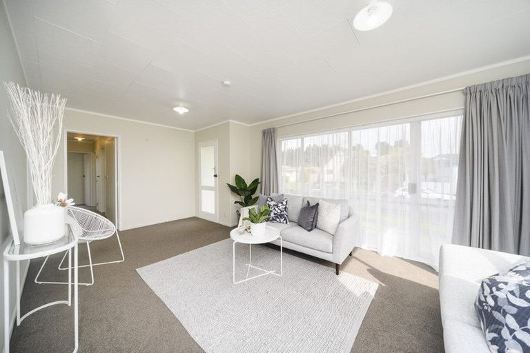 Photo of property in 10 Jupiter Street, Milson, Palmerston North, 4414