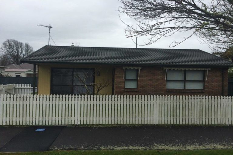 Photo of property in 16 Bains Avenue, Hamilton East, Hamilton, 3216