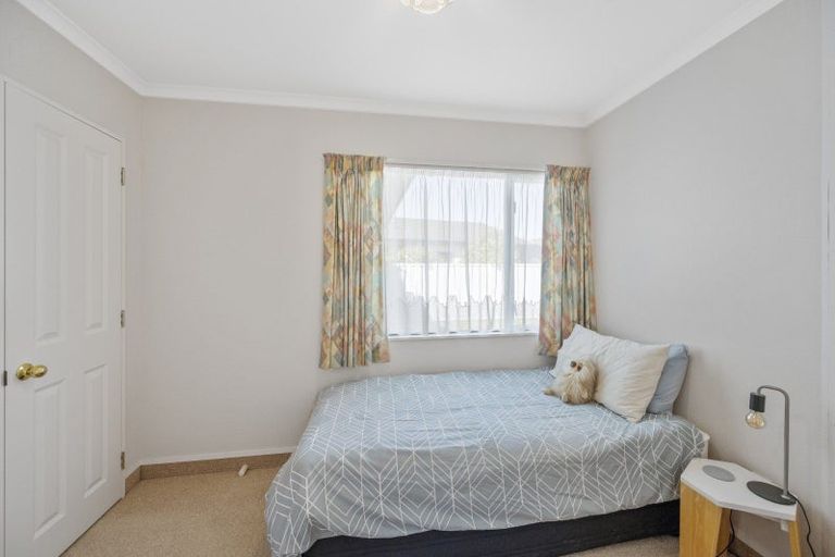 Photo of property in 9 Beaufort Place, Taradale, Napier, 4112