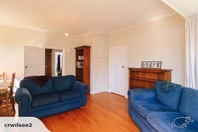 Photo of property in 84 Norton Park Grove, Waterloo, Lower Hutt, 5011