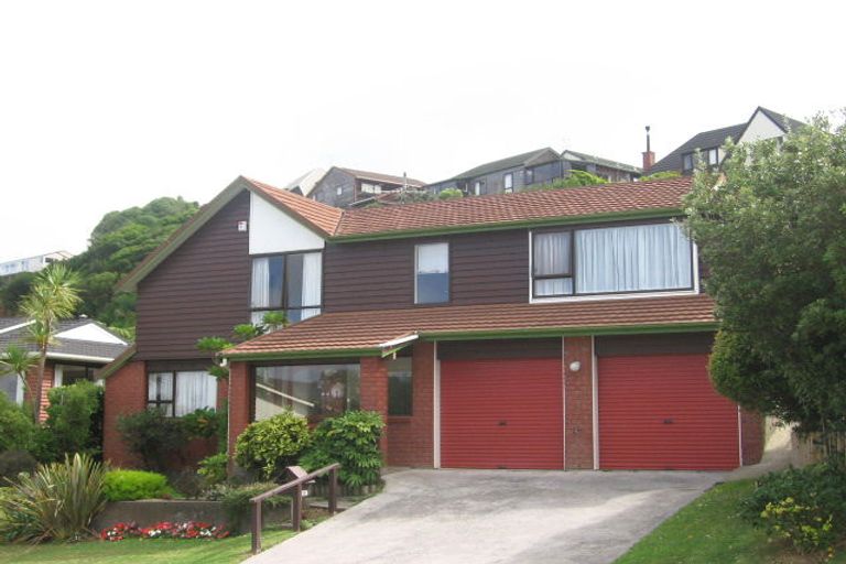 Photo of property in 80 Amapur Drive, Khandallah, Wellington, 6035