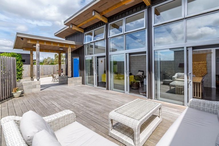 Photo of property in 3 Tuscan Lane, Martinborough, 5711