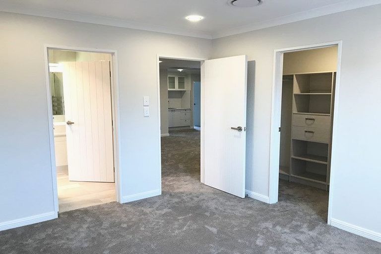 Photo of property in 32 Hikuawa Road, Flat Bush, Auckland, 2019